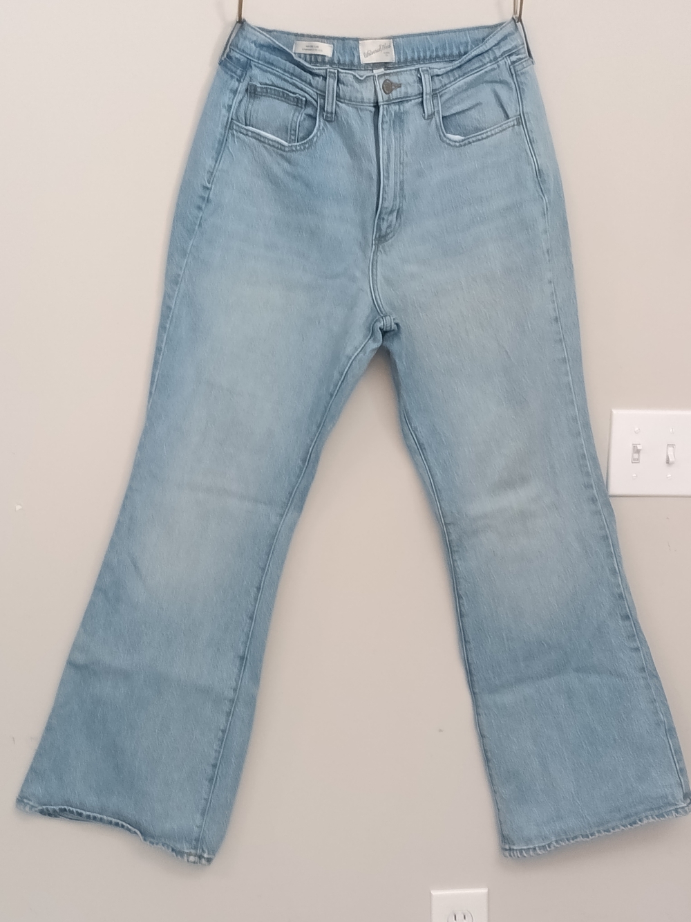 Universal Thread High Rise Flare Light Wash Jeans 10 Short